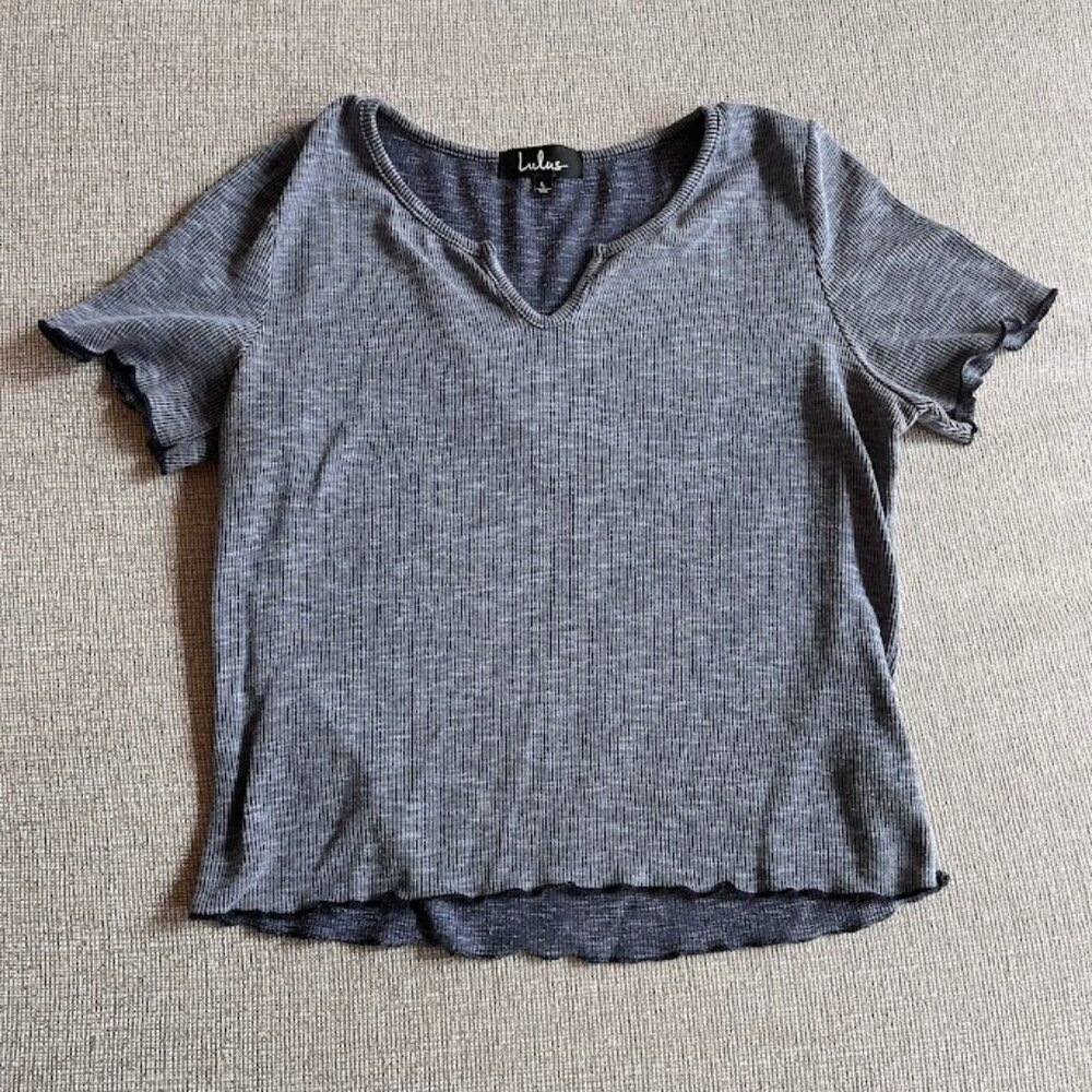 Women's Gray Ribbed Ruffle T Shirt